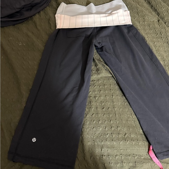 Vintage Lululemon yoga crop flares 23” - Picture 5 of 6